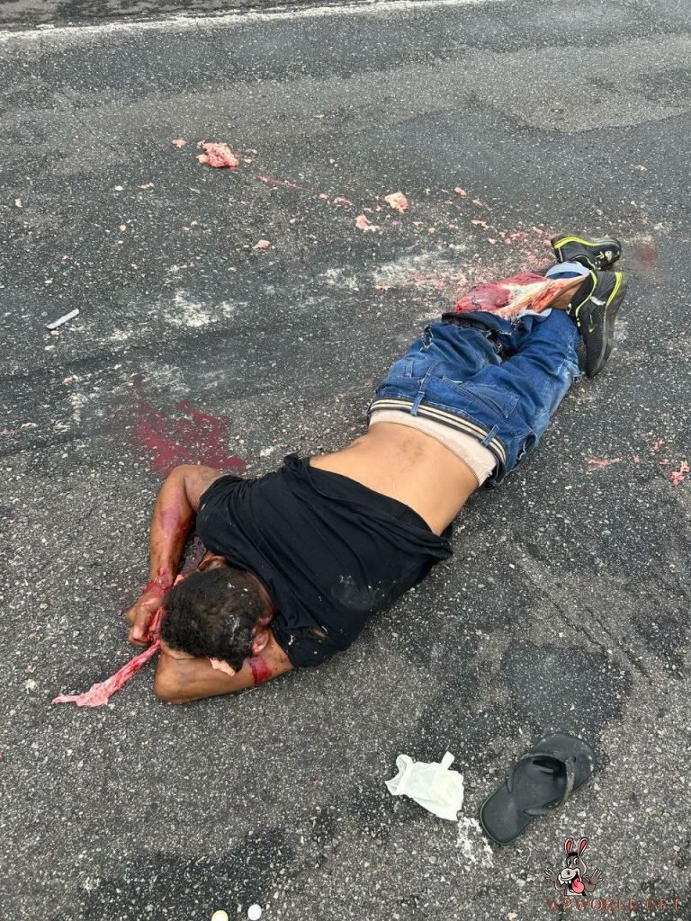 Fatal Collision Between Car and Motorcycle on BR-324 in Bahia