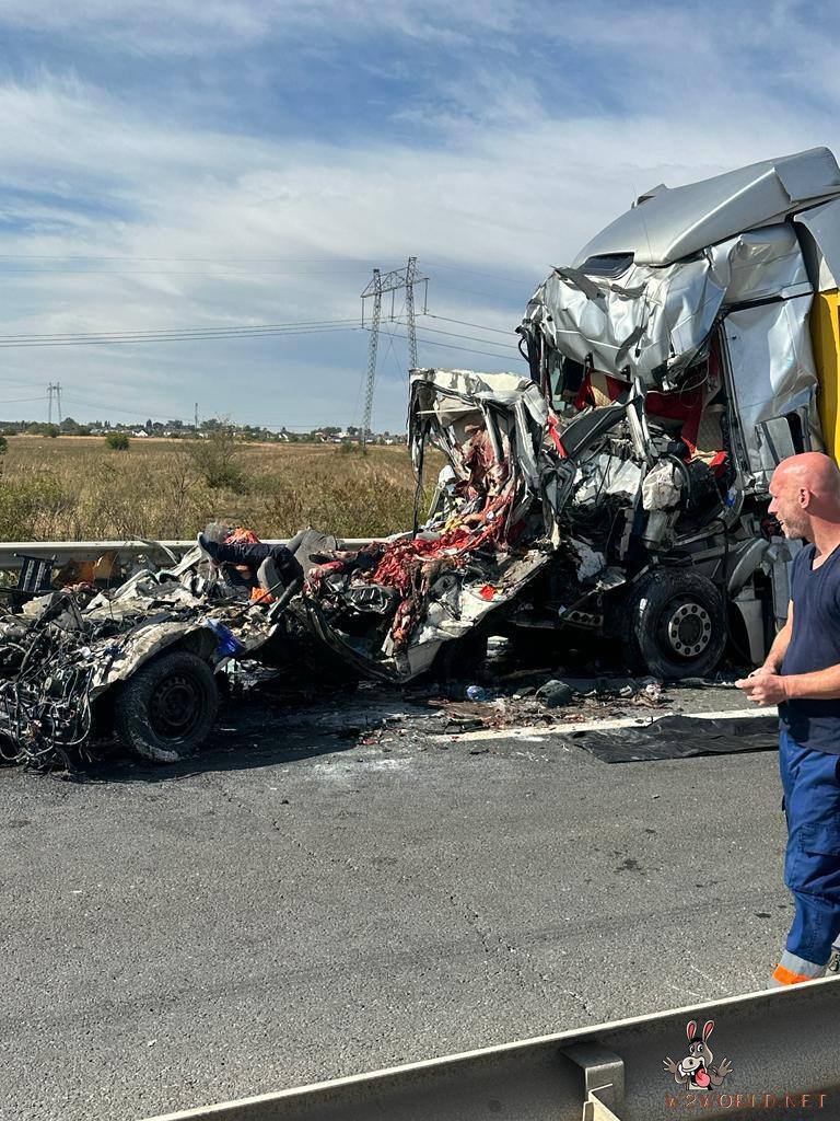 Truck collision kills five workers