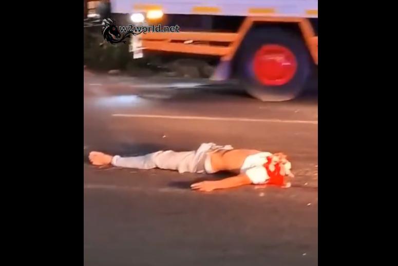 Two Dead, One Decapitated After Motorcycle Crashes Into Container Truck in Jepara, Central Java