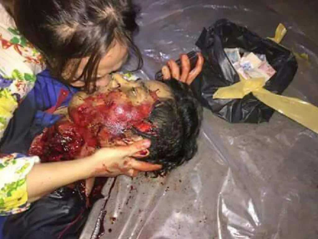 Shocking Thailand Street Suicide: Wife Kisses Husband After Shotgun Death Amid Breakup 01